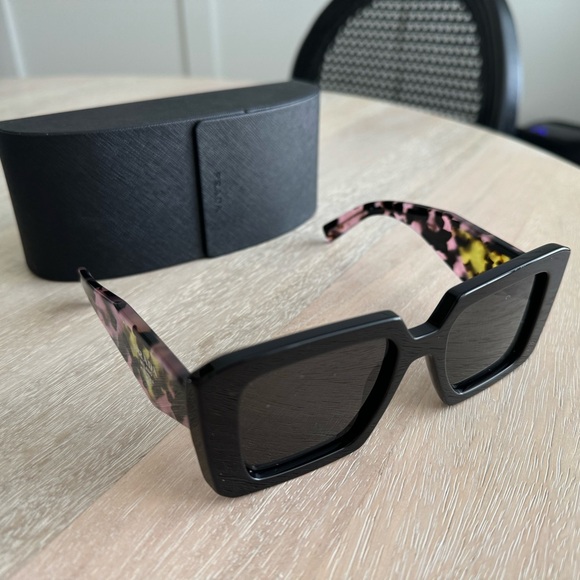 Prada Sunglasses 23YS - Picture 2 of 9